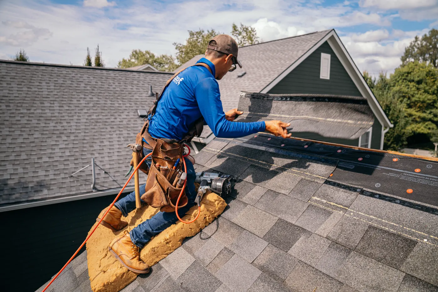 Manufacturer-certified shingle installation in Heather Glen